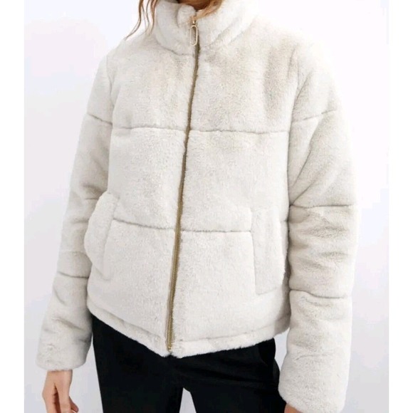 Zara Faux Fur Jacket Womens Med Cream Long Sleeve‎ Collared Lined Pockets Fuzzy - Picture 1 of 9